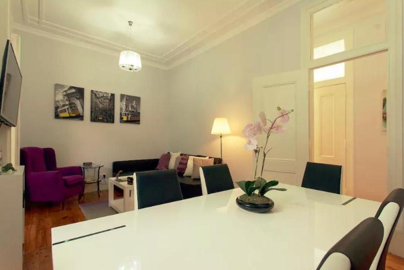 Tradicional Charm House Lisbon Apartment Bagian luar foto